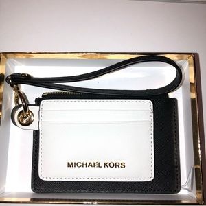 Michael Kors Wallet (price negotiable)